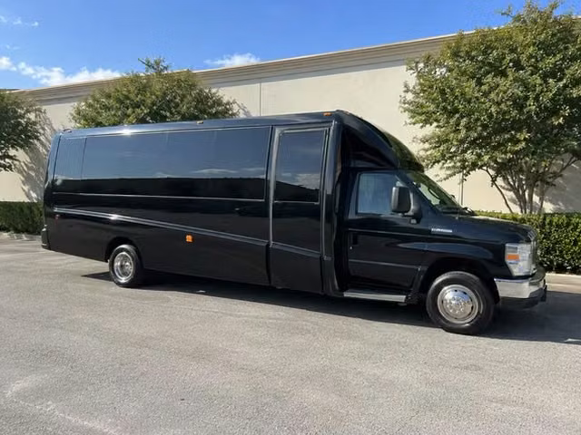 englewood charter bus rental